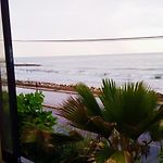 Apto espectacular frente al mar
