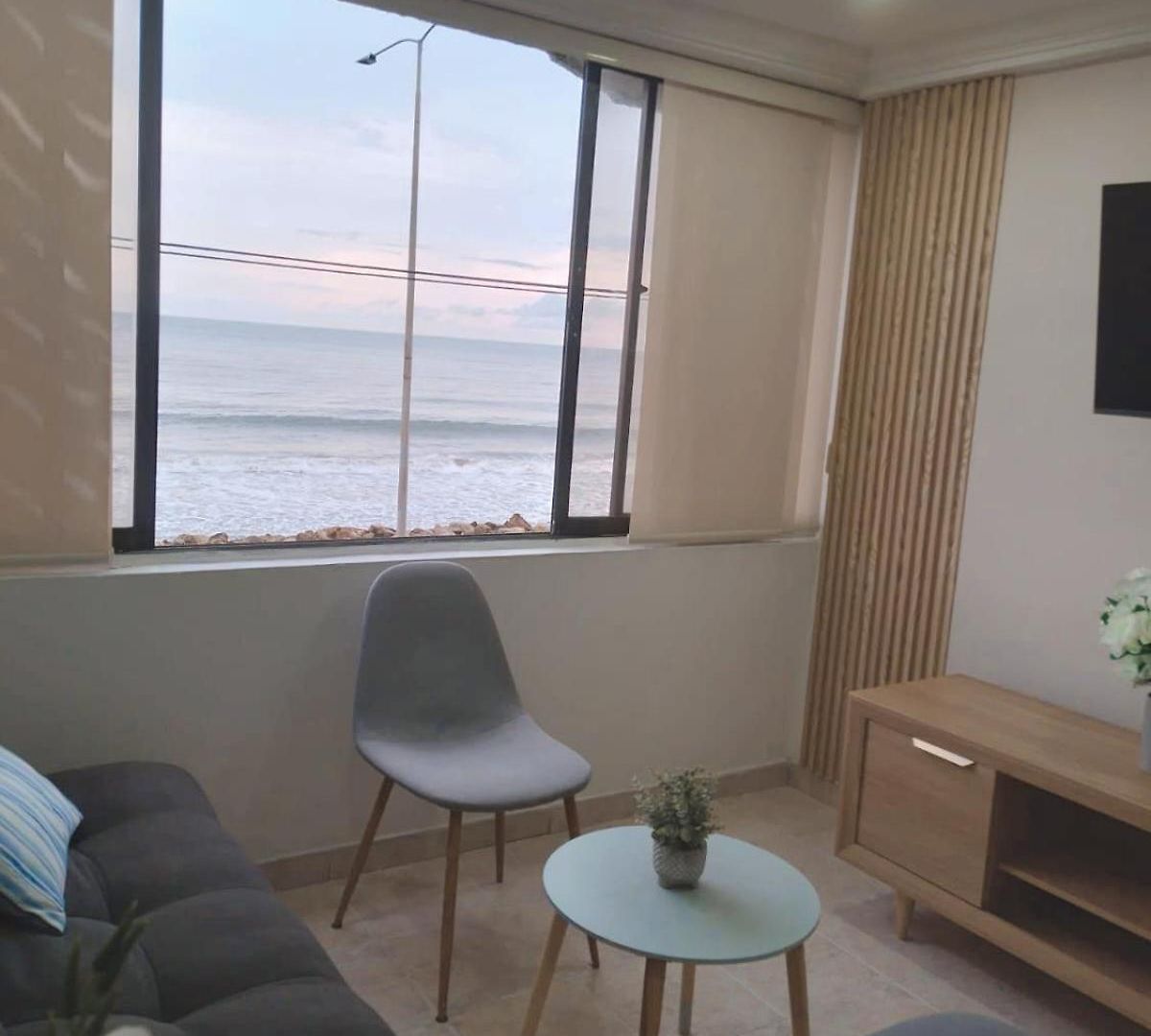Apto Espectacular Frente Al Mar Apartamento